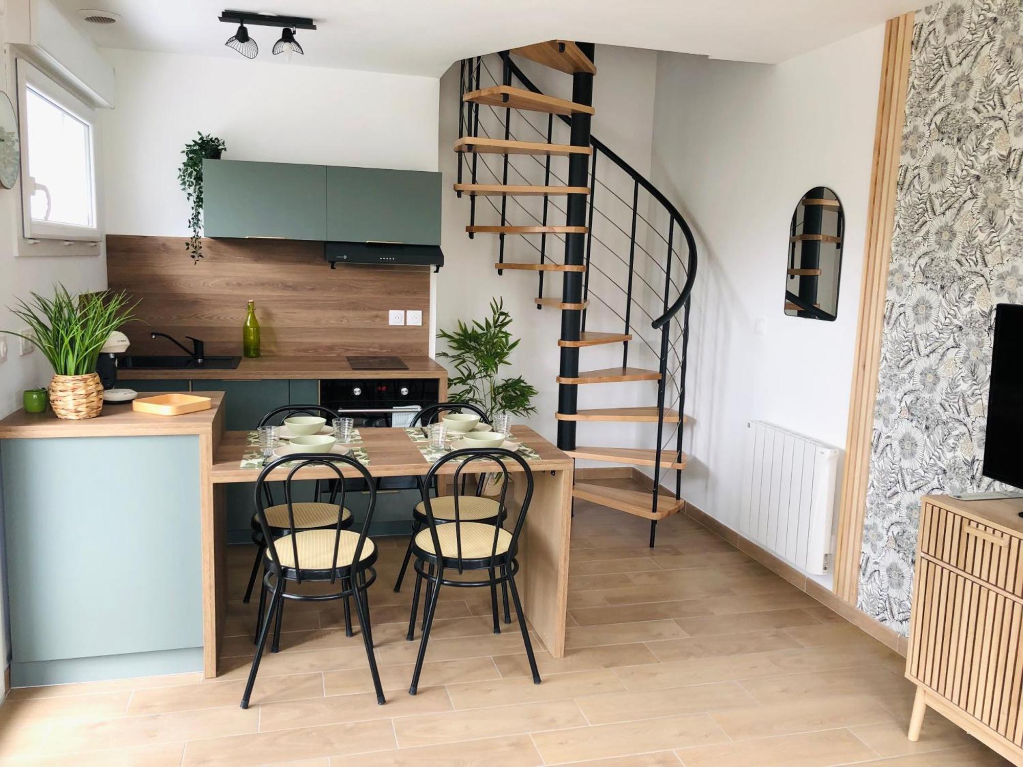 Appartement Joli En Duplex Neuf A *